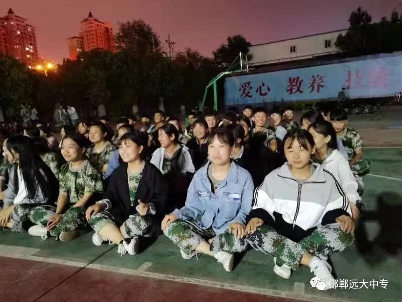 军训进行时| 来一起battle啊！燃爆拉歌开始了！